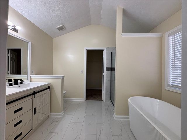 3819 Wheaton Court, Snellville, GA 30039