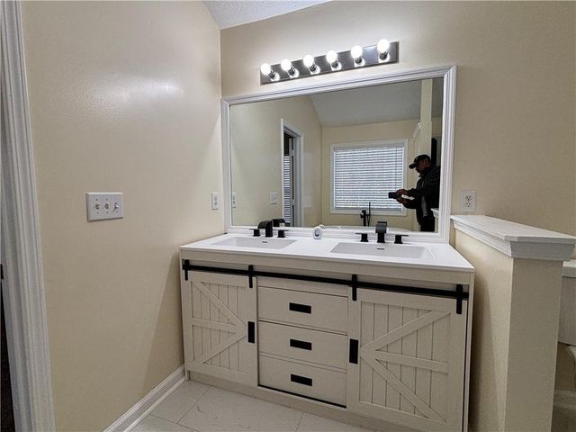 3819 Wheaton Court, Snellville, GA 30039