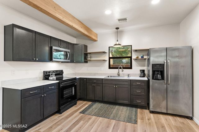 367 Pennsylvania Avenue, Patagonia, AZ 85624