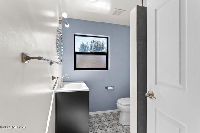 367 Pennsylvania Avenue, Patagonia, AZ 85624