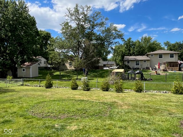 8608 Stonewall Drive, Indianapolis, IN 46231