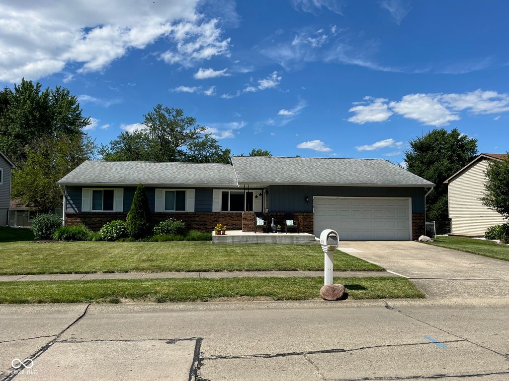 8608 Stonewall Drive, Indianapolis, IN 46231