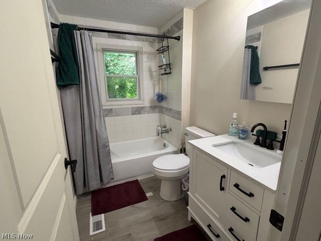 4566 Fishcreek Road, Stow, OH 44224