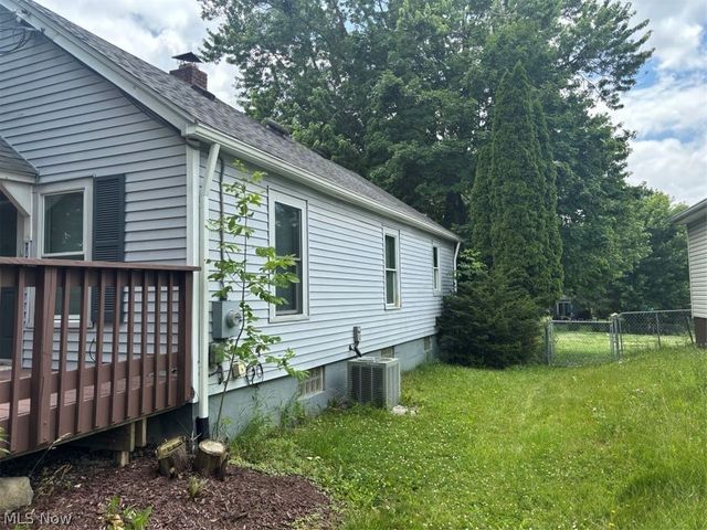 4566 Fishcreek Road, Stow, OH 44224