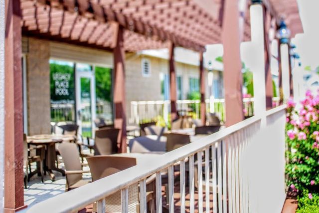 300 Glory Rd, Bldg 11, Unit 1, Branson, MO 65616