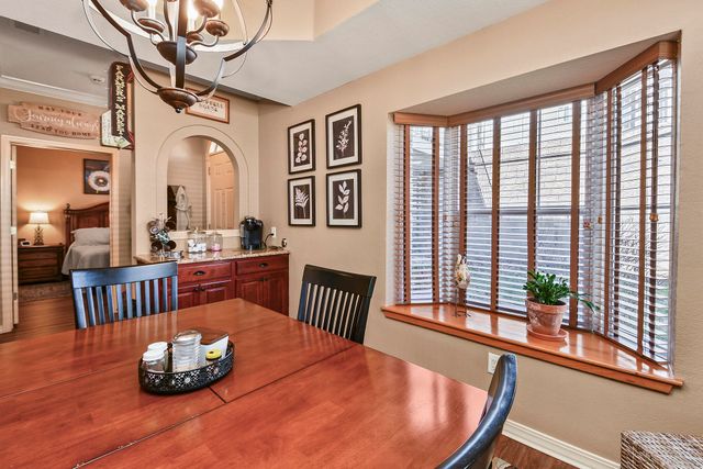 300 Glory Rd, Bldg 11, Unit 1, Branson, MO 65616