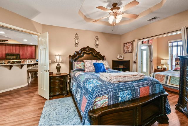 300 Glory Rd, Bldg 11, Unit 1, Branson, MO 65616