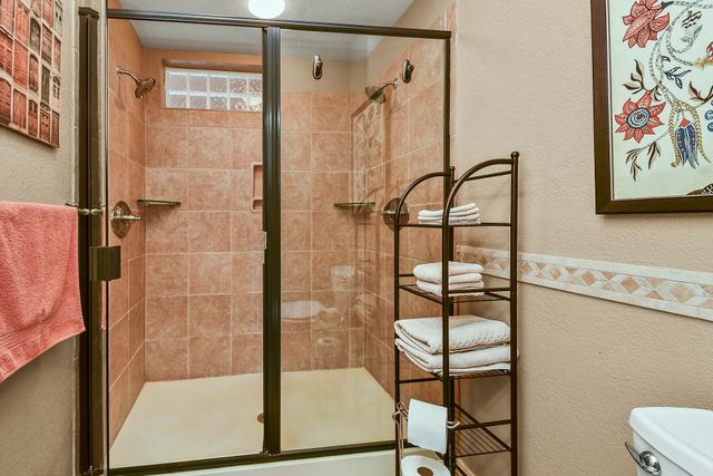 300 Glory Rd, Bldg 11, Unit 1, Branson, MO 65616