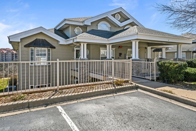 300 Glory Rd, Bldg 11, Unit 1, Branson, MO 65616