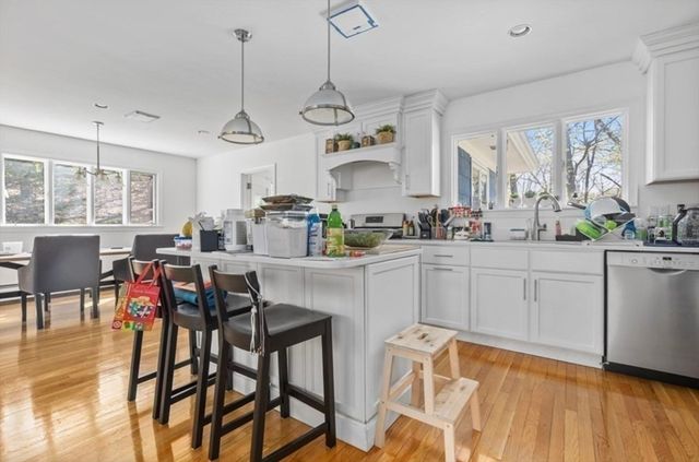 608 Beacon St, Newton, MA 02459