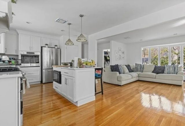 608 Beacon St, Newton, MA 02459