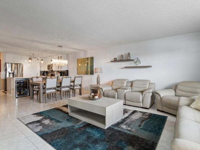 4750 NW 22nd Court 509, Lauderhill, FL 33313