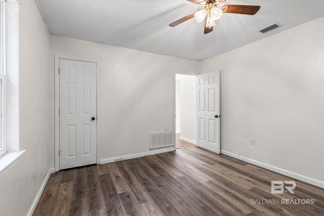 6710 E William Way, Eight Mile, AL 36613