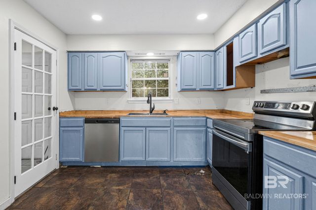 6710 E William Way, Eight Mile, AL 36613