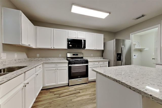 7311 Wisteria Chase Place, Humble, TX 77346