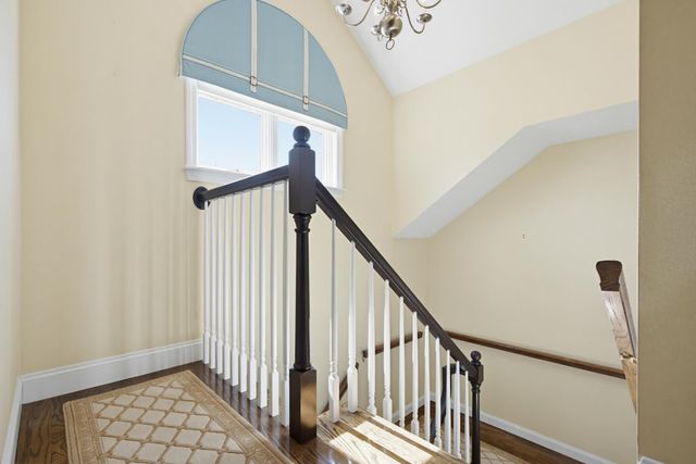 9 Pebble Beach Drive, Bedford, NH 03110