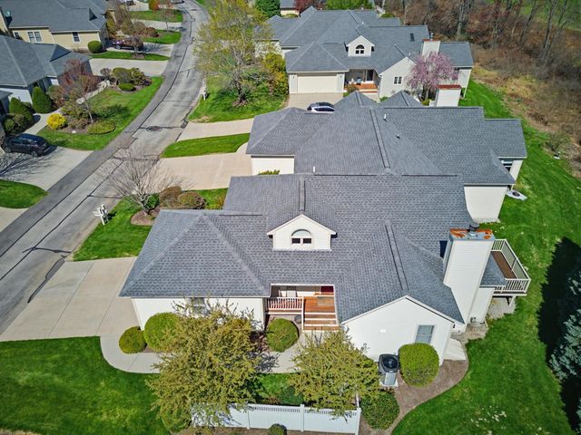 9 Pebble Beach Drive, Bedford, NH 03110
