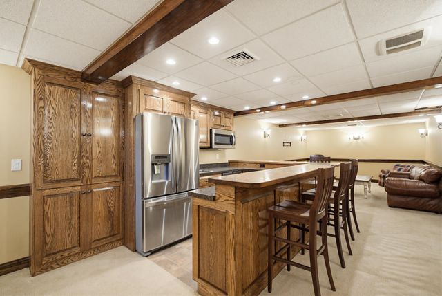 9 Pebble Beach Drive, Bedford, NH 03110