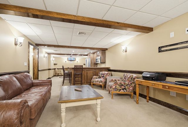 9 Pebble Beach Drive, Bedford, NH 03110