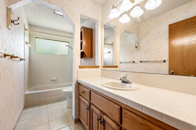 9 McKenzie Drive, Bella Vista, AR 72715