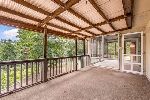 9 McKenzie Drive, Bella Vista, AR 72715