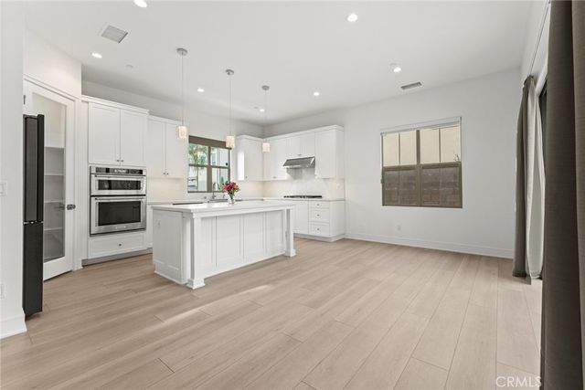 108 Yellow Iris, Irvine, CA 92618