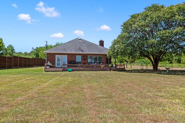 1237 Beachview, Seven Points, TX 75143