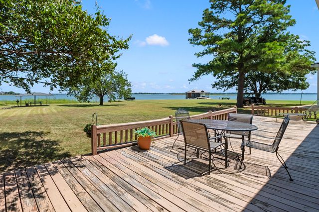 1237 Beachview, Seven Points, TX 75143