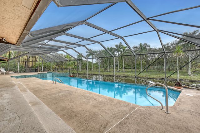 16494 Deer Path Lane, Wellington, FL 33470
