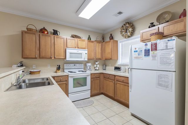 6253 Catalina Dr Unit 922, North Myrtle Beach, SC 29582