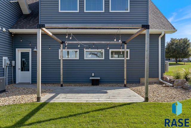 112 S Sunrise St Street, Hendricks, MN 56136