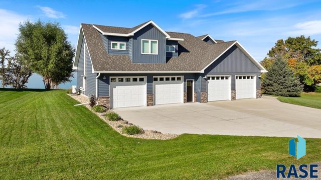 112 S Sunrise St Street, Hendricks, MN 56136