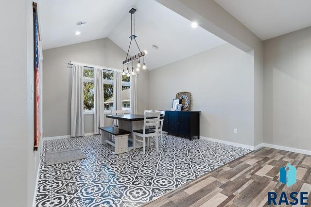 112 S Sunrise St Street, Hendricks, MN 56136