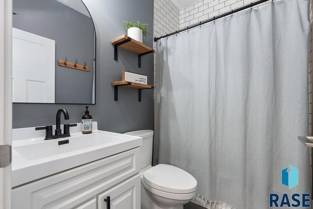 112 S Sunrise St Street, Hendricks, MN 56136