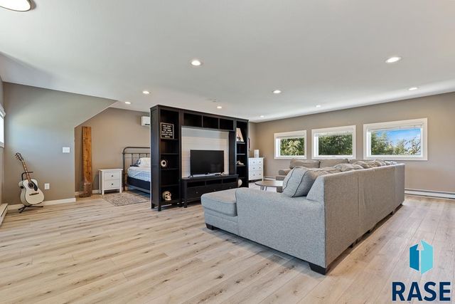 112 S Sunrise St Street, Hendricks, MN 56136