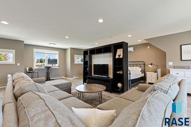 112 S Sunrise St Street, Hendricks, MN 56136