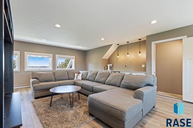 112 S Sunrise St Street, Hendricks, MN 56136