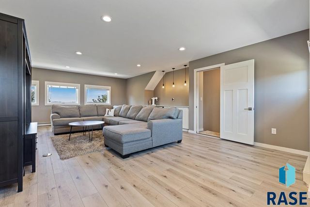 112 S Sunrise St Street, Hendricks, MN 56136