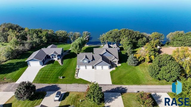 112 S Sunrise St Street, Hendricks, MN 56136