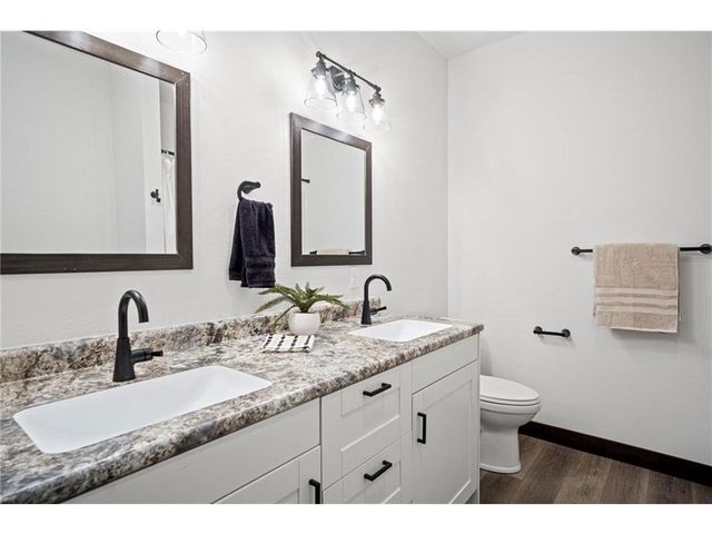 3357 Iris Drive, Eau Claire, WI 54703