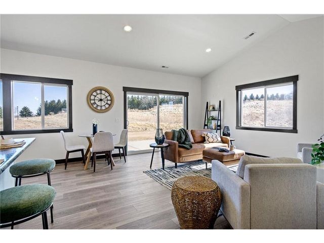 3357 Iris Drive, Eau Claire, WI 54703