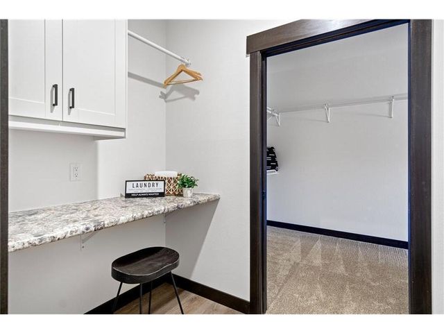 3357 Iris Drive, Eau Claire, WI 54703