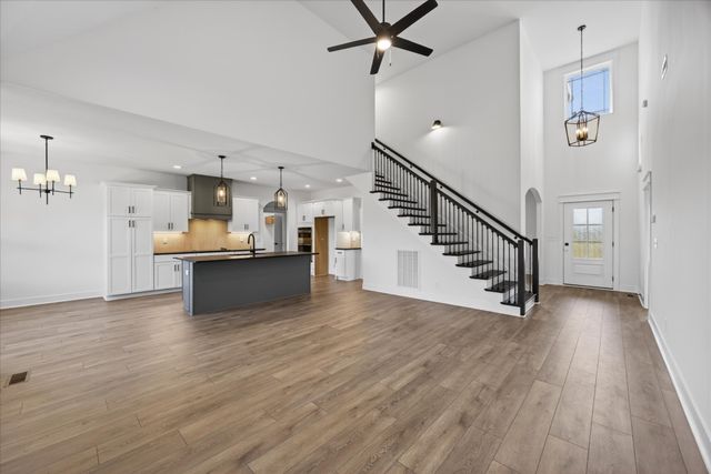 4992 Royal View Way, Clarksville, TN 37040