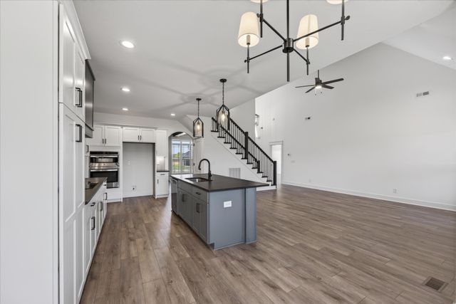 4992 Royal View Way, Clarksville, TN 37040
