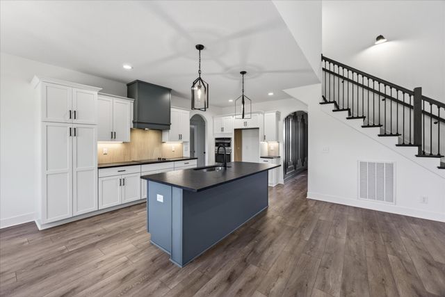 4992 Royal View Way, Clarksville, TN 37040