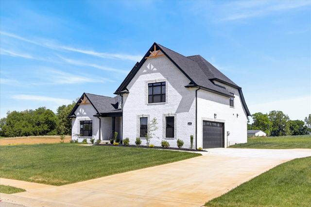 4992 Royal View Way, Clarksville, TN 37040