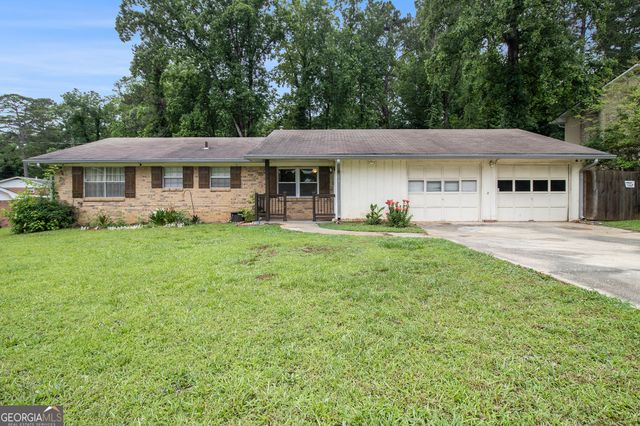 1239 SHARONTON Drive, Stone Mountain, GA 30083