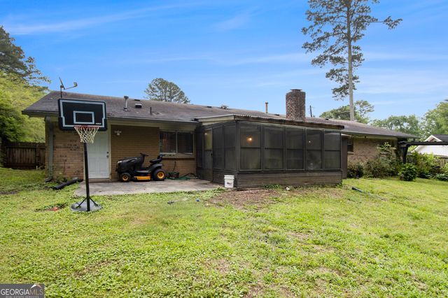1239 SHARONTON Drive, Stone Mountain, GA 30083