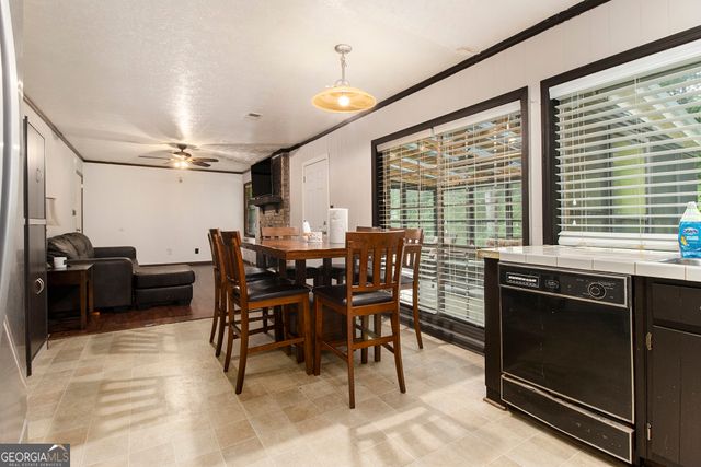 1239 SHARONTON Drive, Stone Mountain, GA 30083