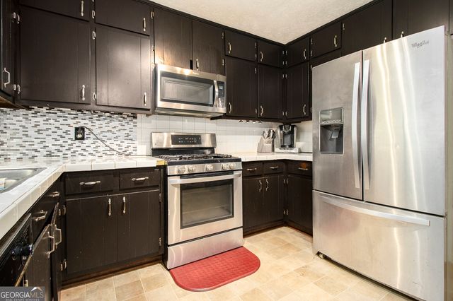 1239 SHARONTON Drive, Stone Mountain, GA 30083